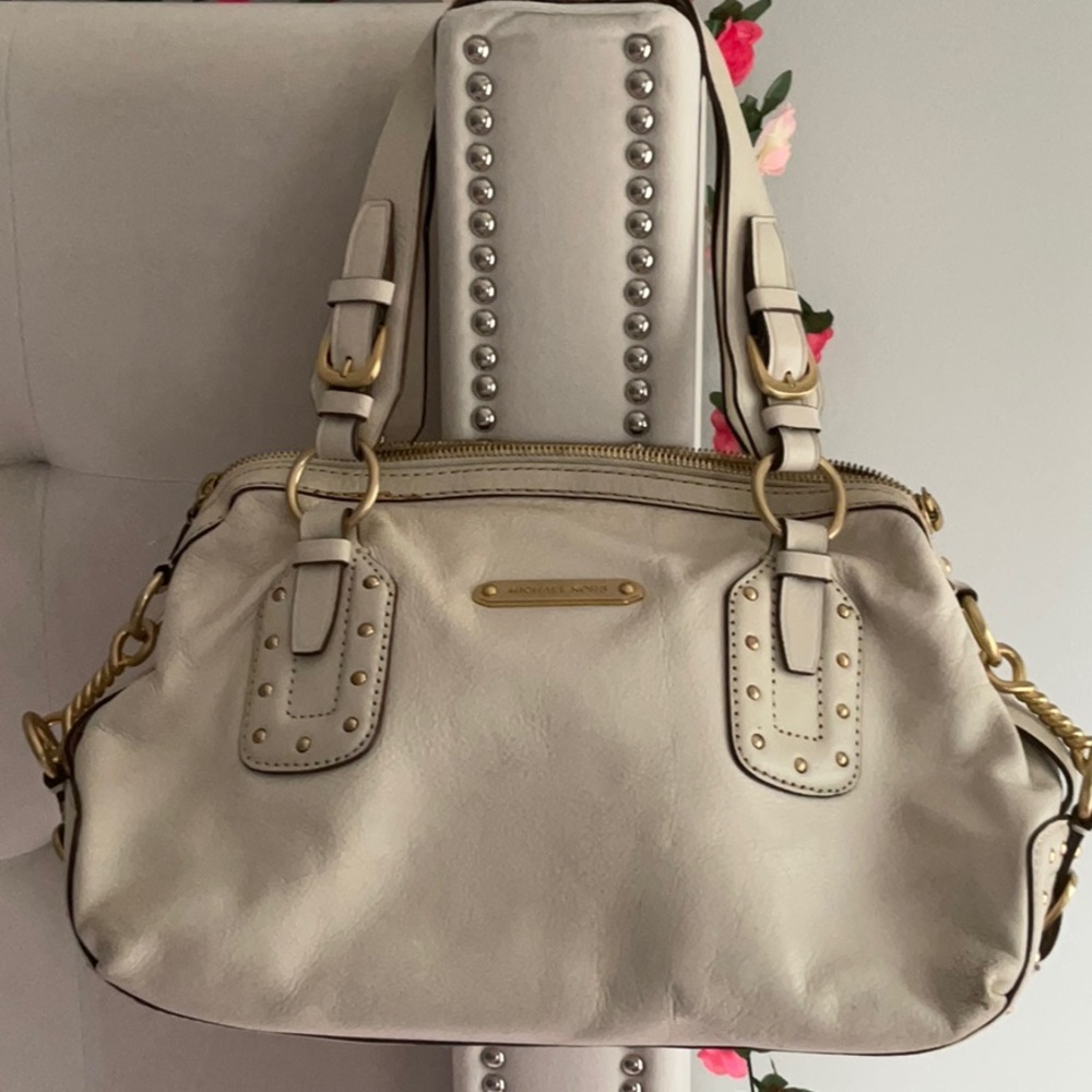 Michael Kors leather bag